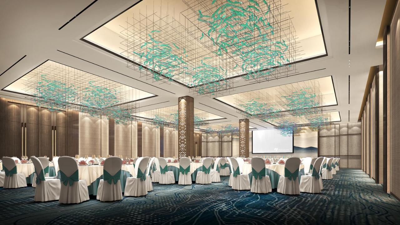Howard Johnson Plaza By Wyndham Blue Bay Sihanoukville Extérieur photo