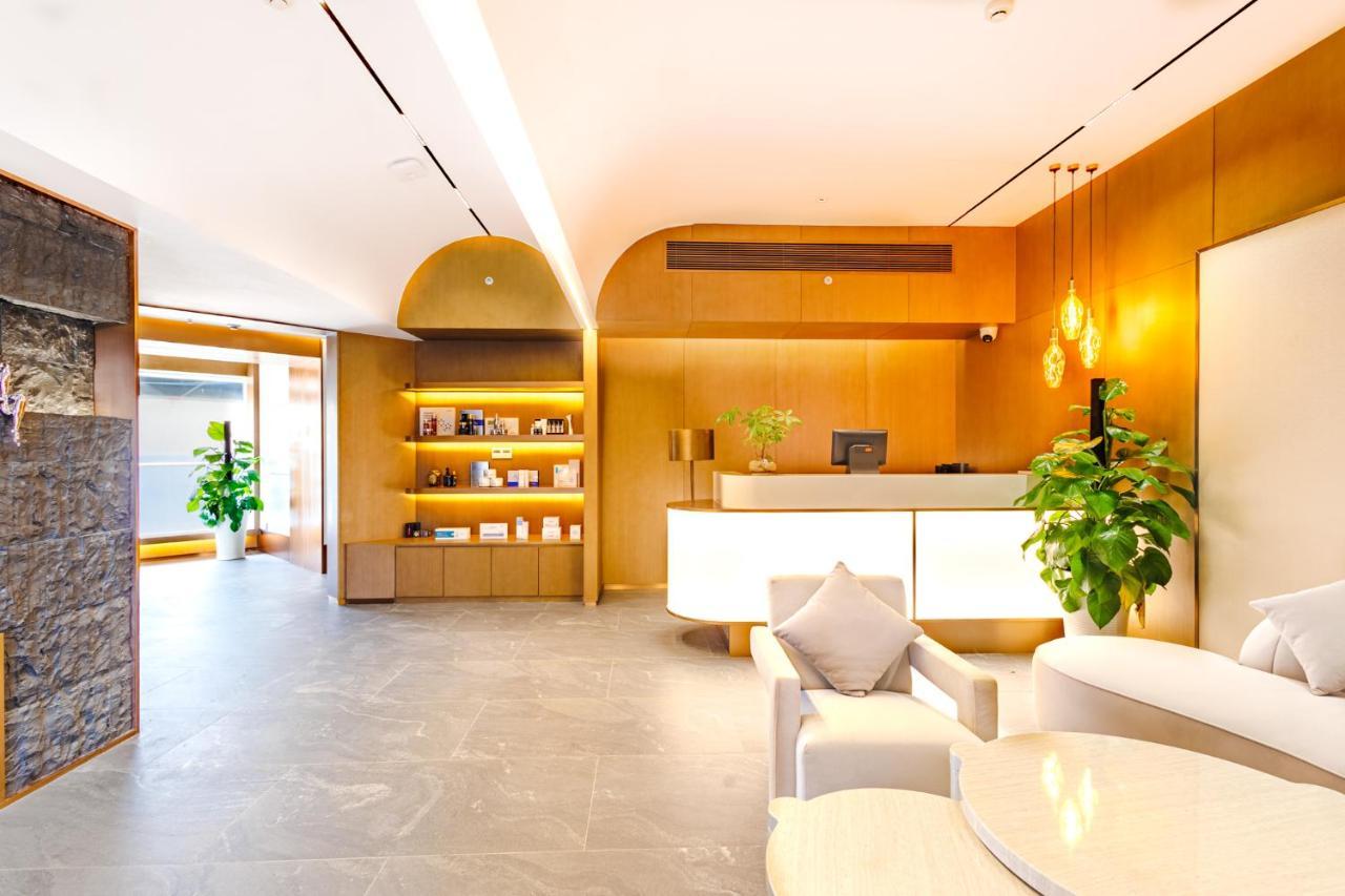 Howard Johnson Plaza By Wyndham Blue Bay Sihanoukville Extérieur photo