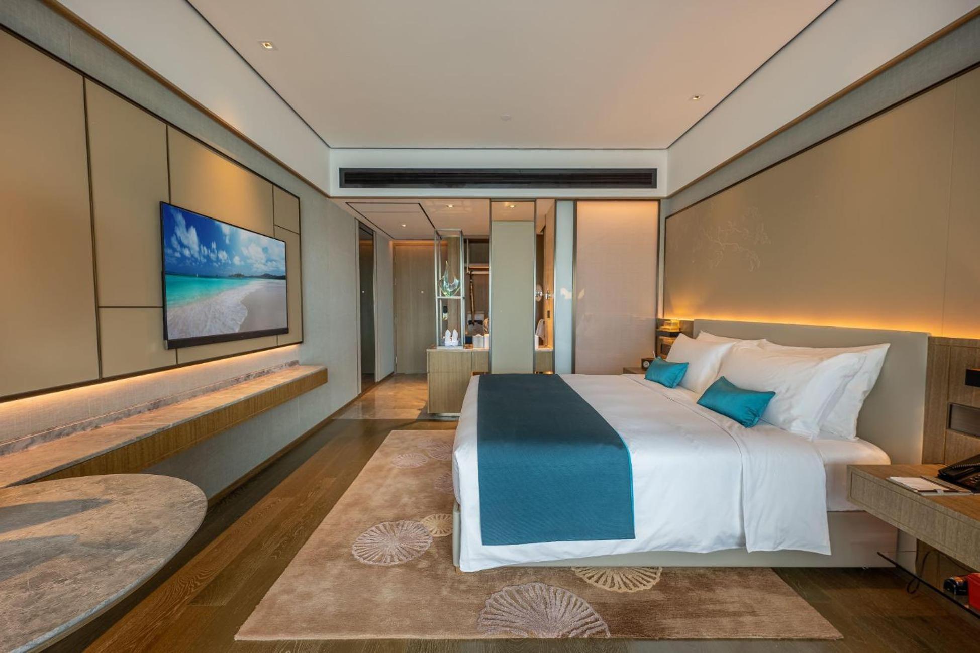 Howard Johnson Plaza By Wyndham Blue Bay Sihanoukville Extérieur photo
